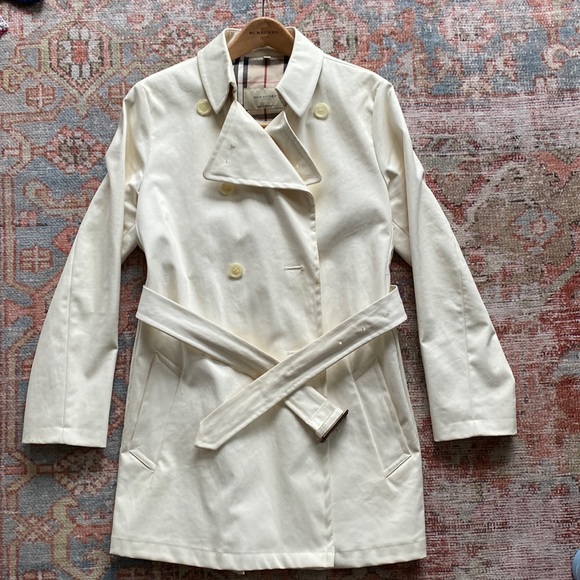BURBERRY Trench Coat